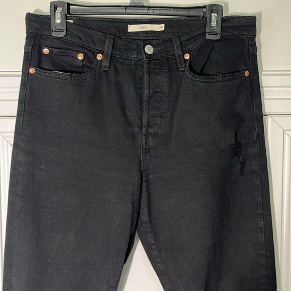 Levi's® Premium Wedgie Straight Fit Jeans Size 29 - Picture 2 of 11